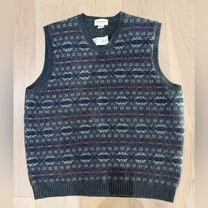 Eddie Bauer sweater vest , NWT size XXL